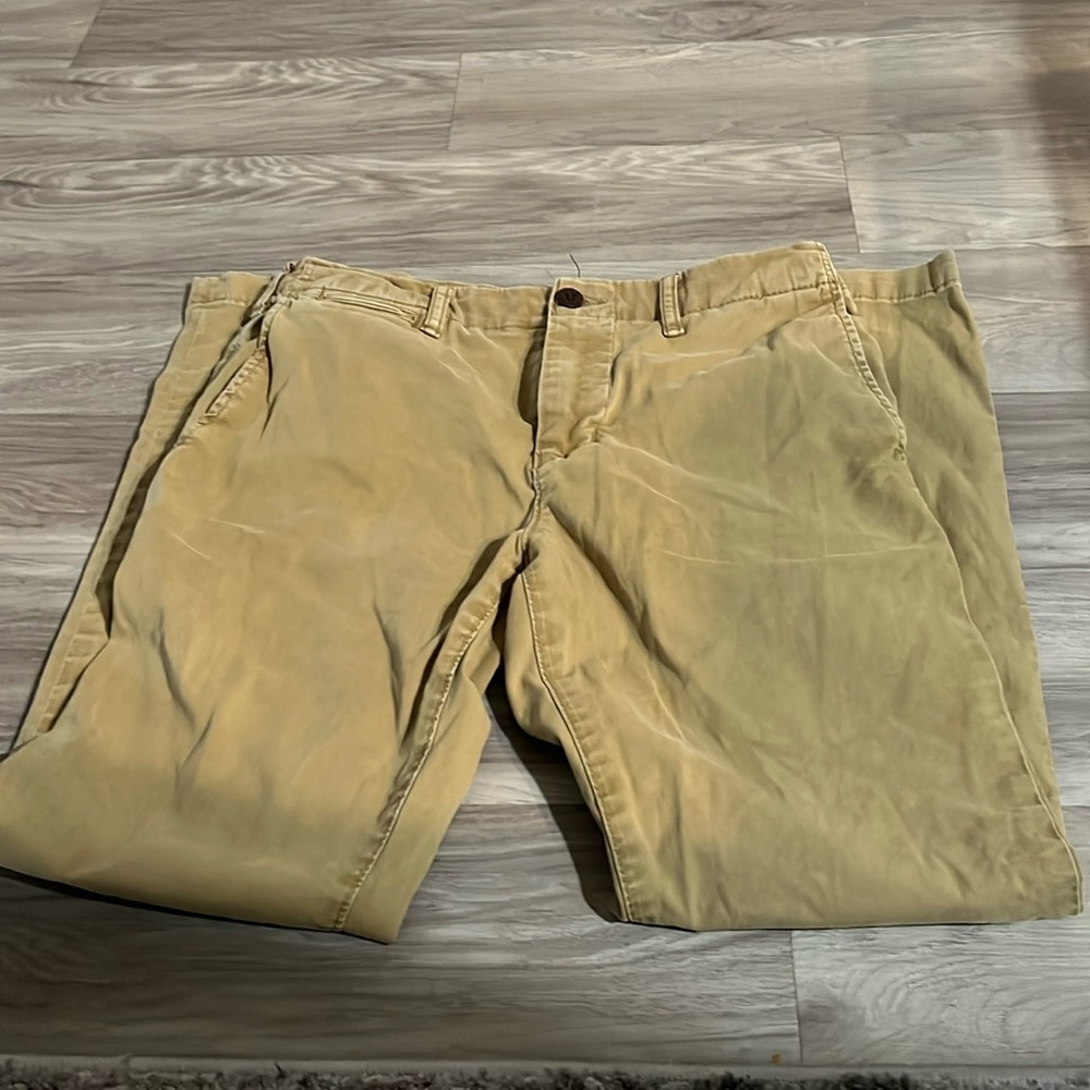 Khaki American Eagle Jeans